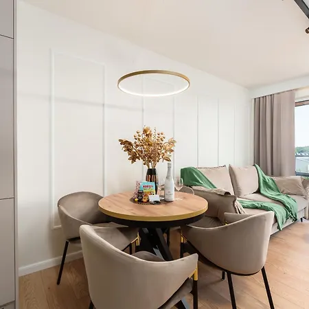 Delux Kasprowicza 20c Prywatny Parking Basen Sauna Oraz Silownia W Cenie * Kołobrzeg