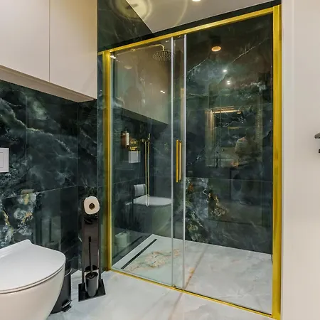 Delux Kasprowicza 20c Prywatny Parking Basen Sauna Oraz Silownia W Cenie コウォブジェク